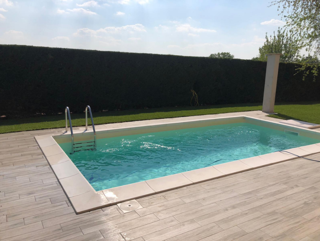 Piscina in pannelli