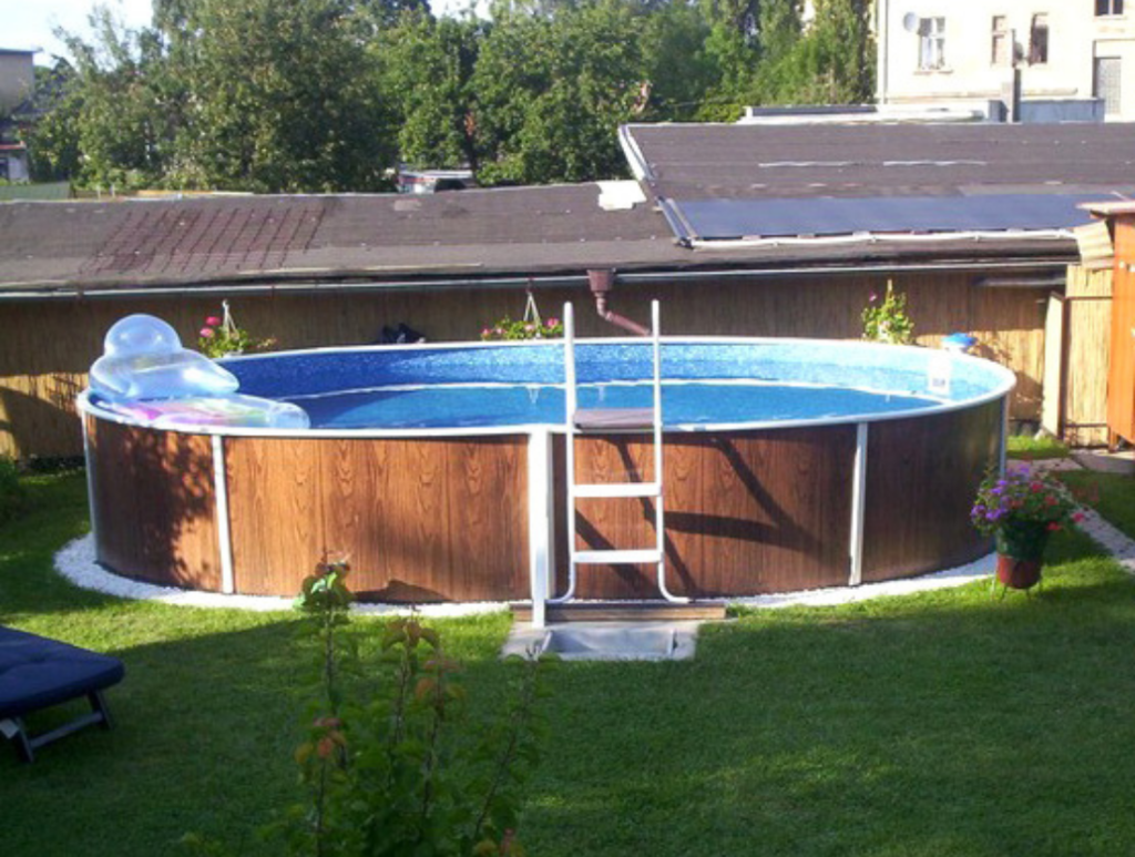 piscina ovale legno senza contrafforti